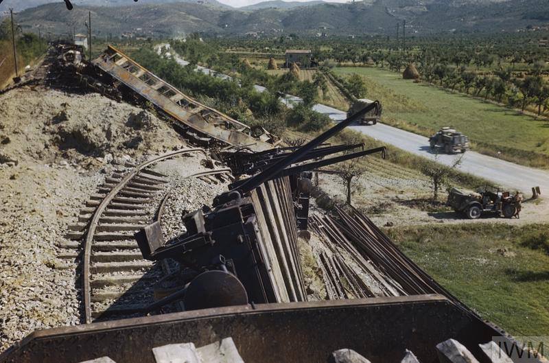 FS Trenie e Ferrovie Italia in Guerra