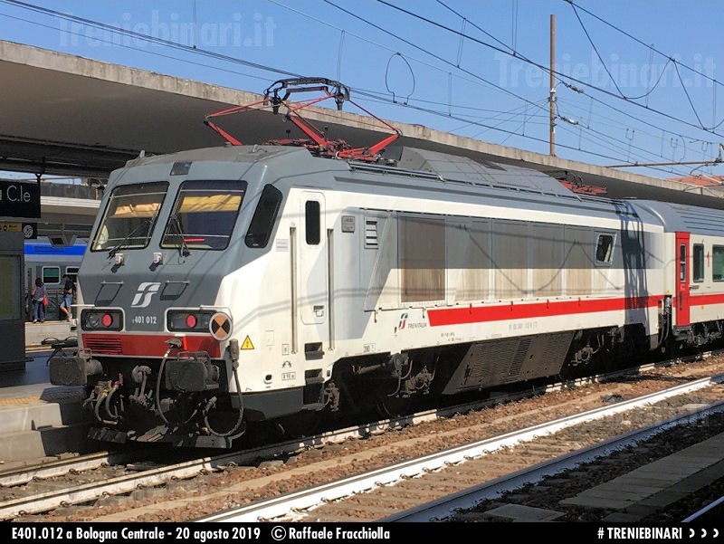 Locomotiva elettrica FS E 401.012 trasformata in monocabina