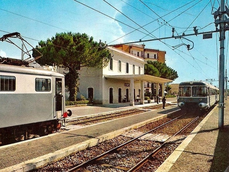 Ferrovia Bari Nord - Stazione di Bitonto (1965)
